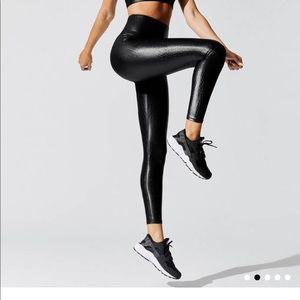 Xs High rise 7/8 legging in crocodile Takara shine